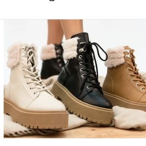 Qupid black lace up combat boots sz 6 and 7